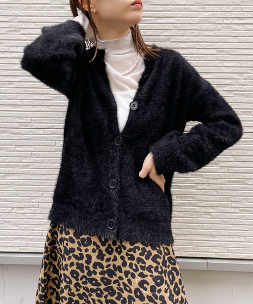 at12:03(アットイチニーゼロサン)の「シャギーニットカーディガン(カーディガン/ボレロ・レディース・ホワイト/ブラック/ピンク・FREE)」の8枚目の写真