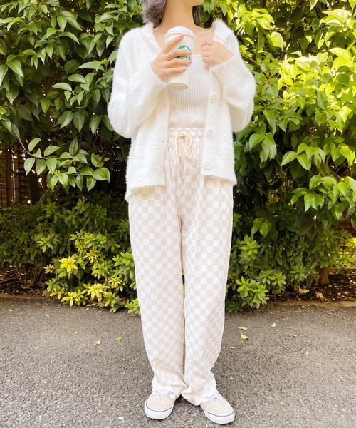 at12:03(アットイチニーゼロサン)の「シャギーニットカーディガン(カーディガン/ボレロ・レディース・ホワイト/ブラック/ピンク・FREE)」の18枚目の写真