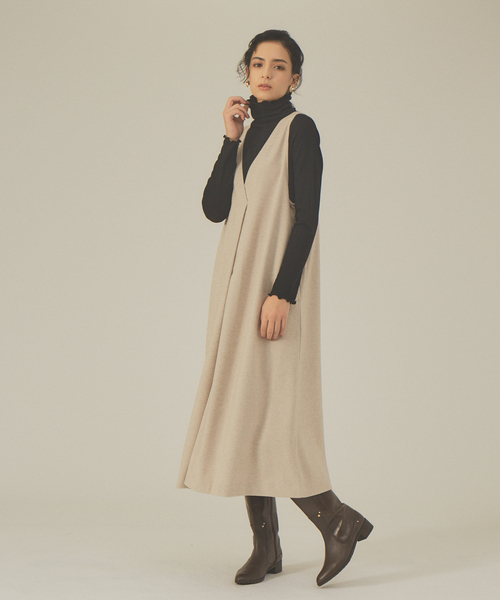 abahouse mavie（アバハウスマヴィ）の「ジャージーワンピース（ジャンパースカート・レディース・ブラック/アイボリー/エンジ・フリー）」の4枚目の写真