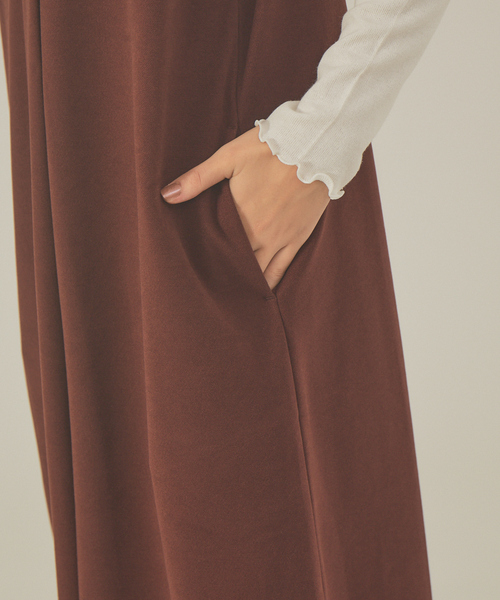 abahouse mavie（アバハウスマヴィ）の「ジャージーワンピース（ジャンパースカート・レディース・ブラック/アイボリー/エンジ・フリー）」の17枚目の写真