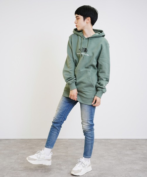 THE NORTH FACE(ザノースフェイス)の「THE NORTH FACE(ザ・ノース・フェイス) ボックスロゴ スウェットパーカー(パーカー・レディース・グリーン/グレー/ネイビー・S/M/L)」の12枚目の写真