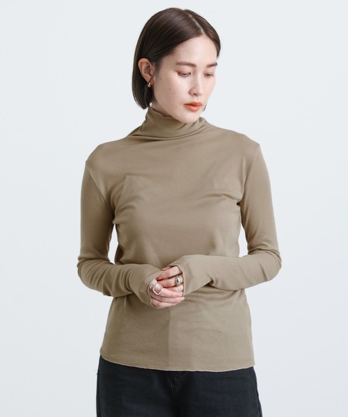 select MOCA(セレクトモカ)の「タートルシアーメロートップス(Tシャツ/カットソー・レディース・ブラック/オフホワイト/ライム/グレイッシュベージュ・FREE)」の12枚目の写真