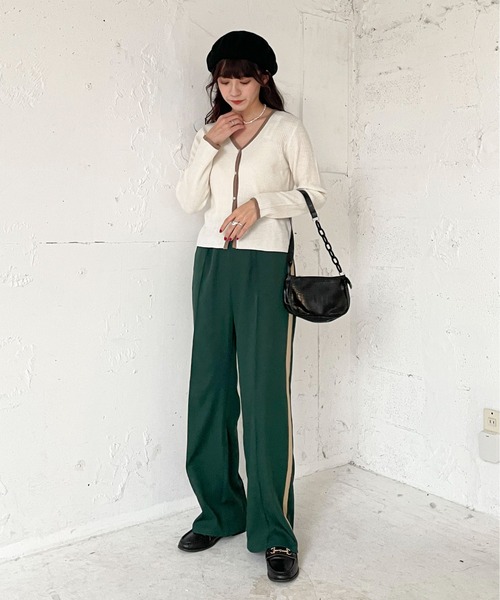 EPIMI E'PIMMY(エピミエピミー)の「配色ライントラックパンツ(その他パンツ・レディース・ブラック/ブラウン/グレー/オレンジ/グリーン/ダークブルー・MEDIUM)」の21枚目の写真