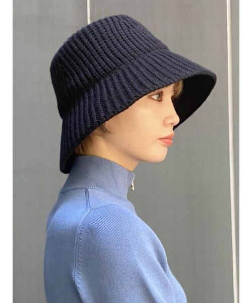 EMODA（エモダ）の「フレアニットハット（ニットキャップ/ビーニー・レディース・ブラック/アイボリー・FREE）」の2枚目の写真