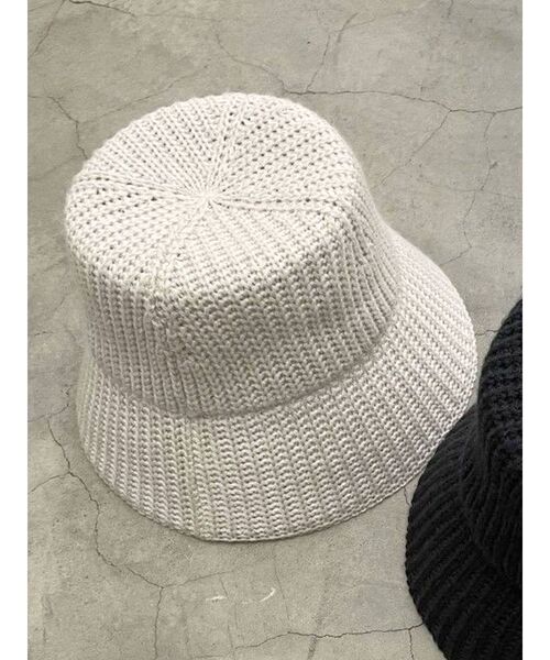 EMODA（エモダ）の「フレアニットハット（ニットキャップ/ビーニー・レディース・ブラック/アイボリー・FREE）」の18枚目の写真