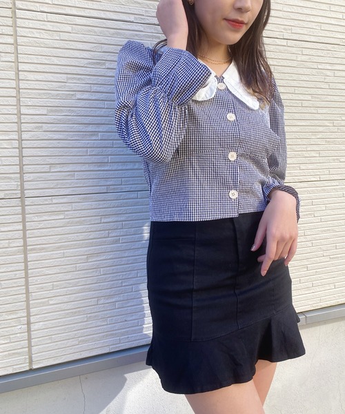 Loueme（ルエム）の「フリルビッグカラーギンガムチェックブラウス 