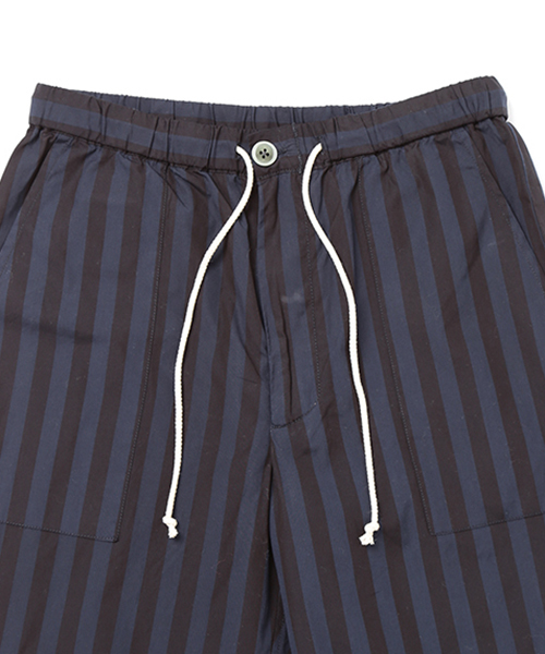 BEAMS LIGHTS Men's（ビームスライツ メンズ）の「BEAMS LIGHTS / ビックストライプイージーパンツ（その他パンツ・メンズ・チャコールグレー/ネイビー/ブルー・SMALL/MEDIUM/LARGE）」の6枚目の写真