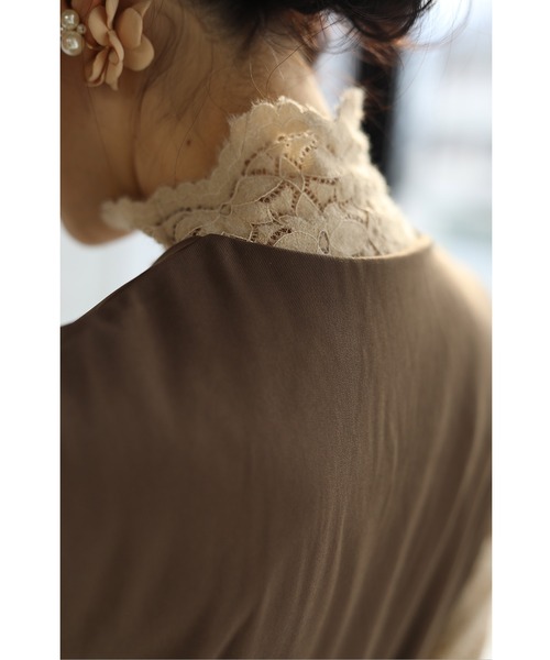 cawaii（カワイイ）の「インナーに最適。ふわふわ起毛レースの花カットソートップス（Tシャツ/カットソー・レディース・ベージュ・FREE）」の6枚目の写真