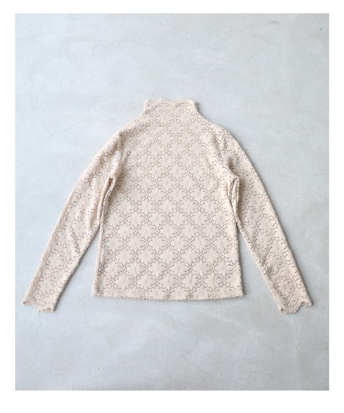 cawaii（カワイイ）の「インナーに最適。ふわふわ起毛レースの花カットソートップス（Tシャツ/カットソー・レディース・ベージュ・FREE）」の17枚目の写真