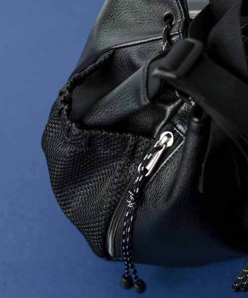 FREDRIK PACKERS(フレドリックパッカーズ)の「【FREDRIK PACKERS】≪別注≫BLOOM SHOULDER ECO LEATHER レオパード・ゼブラ柄追加!(ショルダーバッグ・レディース・ブラック/アイボリー/ベージュ/ブラック系その他2/ブラック系その他3・FREE)」の7枚目の写真