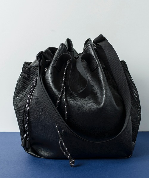 FREDRIK PACKERS(フレドリックパッカーズ)の「【FREDRIK PACKERS】≪別注≫BLOOM SHOULDER ECO LEATHER レオパード・ゼブラ柄追加!(ショルダーバッグ・レディース・ブラック/アイボリー/ベージュ/ブラック系その他2/ブラック系その他3・FREE)」の9枚目の写真