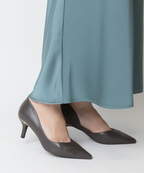 RANDA（ランダ）の「ストレスフリー/ソフト Vカットサイドオープンパンプス（パンプス・レディース・アイボリー/ブラック/シルバー/イエロー/ベージュ/グレー・22.5/23/23.5/24/24.5/25/25.5/22）」の3枚目の写真