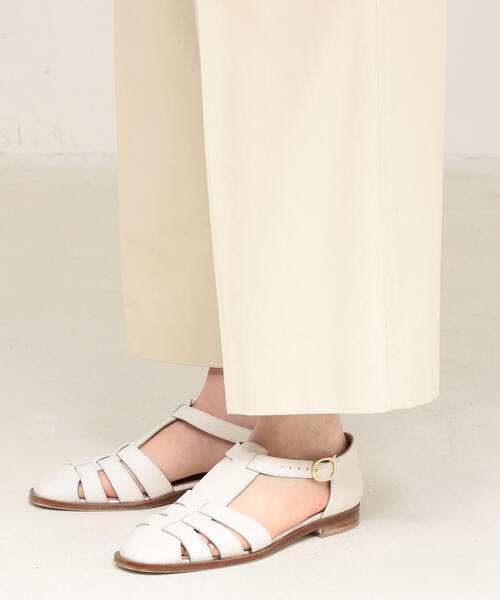 TOMORROWLAND （トゥモローランド）の「ハイカウントコットンチノ ベルテッドパンツ（チノパンツ・レディース・ブラック/ライトベージュ・36/34）」の14枚目の写真