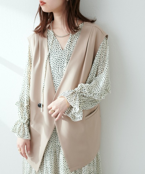 natural couture（ナチュラルクチュール）の「【セットアップ着用可】ノーカラーベスト（ベスト・レディース・ブラック/ベージュ/ライトベージュ・FREE）」の21枚目の写真