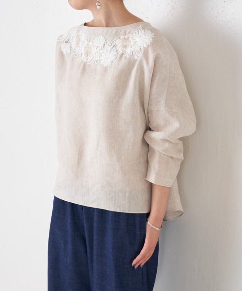 BEARDSLEY（ビアズリー）の「日傘によく合う衿ぐり刺繍ブラウス（シャツ/ブラウス・レディース・ブルー/ベージュ・FREE）」の12枚目の写真