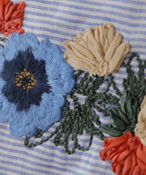 BEARDSLEY（ビアズリー）の「日傘によく合う衿ぐり刺繍ブラウス（シャツ/ブラウス・レディース・ブルー/ベージュ・FREE）」の15枚目の写真