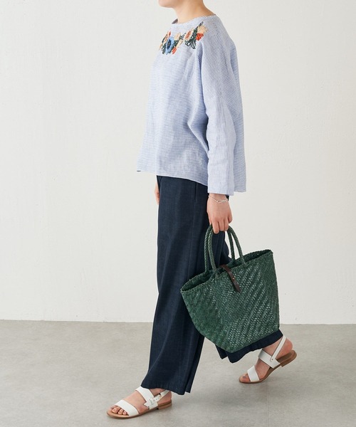 BEARDSLEY（ビアズリー）の「日傘によく合う衿ぐり刺繍ブラウス（シャツ/ブラウス・レディース・ブルー/ベージュ・FREE）」の20枚目の写真