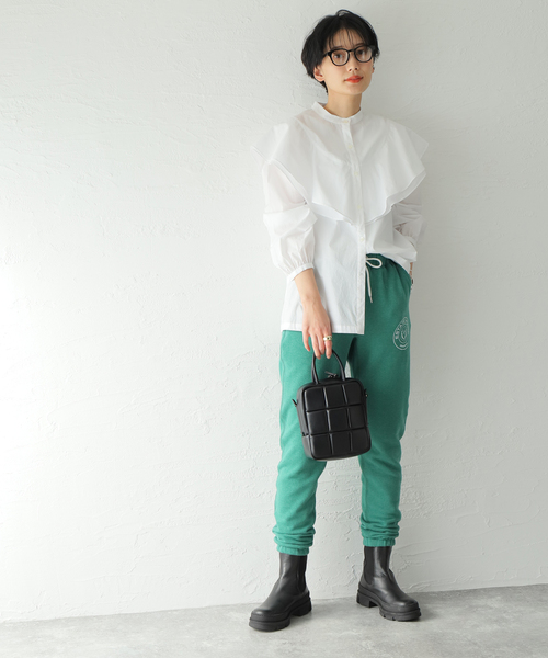 JOURNAL STANDARD（ジャーナルスタンダード）の「コットンフリルバンドカラーブラウス（シャツ/ブラウス・レディース・ホワイト/ブラック/オレンジ・FREE）」の7枚目の写真