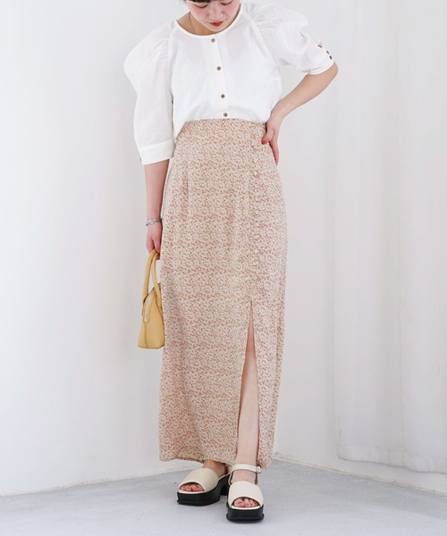 archives（アルシーヴ）の「花柄スリットロングタイトスカート（スカート・レディース・ブラック/ブルー/ピンクベージュ・MEDIUM）」の10枚目の写真