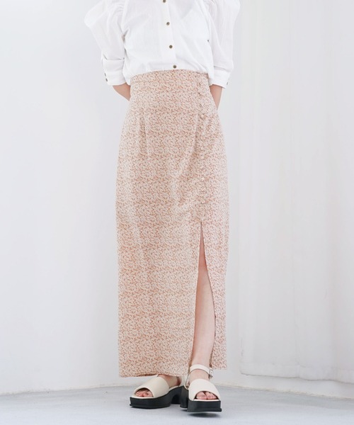 archives（アルシーヴ）の「花柄スリットロングタイトスカート（スカート・レディース・ブラック/ブルー/ピンクベージュ・MEDIUM）」の12枚目の写真