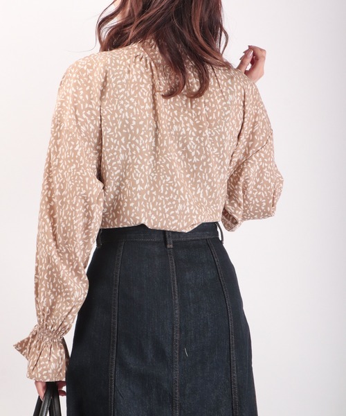 Brownie(ブラウニー)の「Brownie 前後2WAY変形ドット柄 衿フリルブラウス(シャツ/ブラウス・レディース・ブラック/ベージュ/ホワイト・FREE)」の21枚目の写真