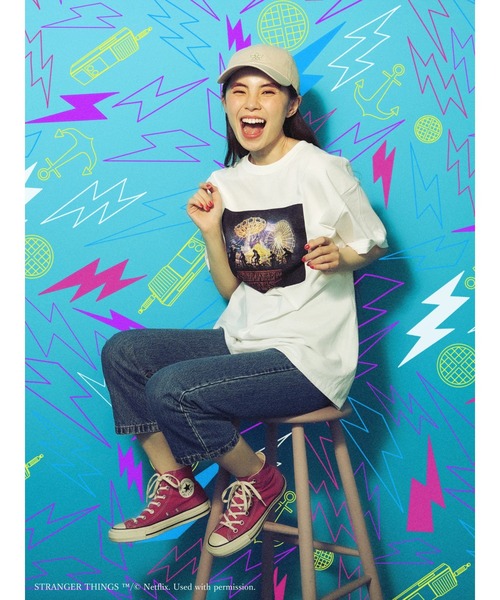 Green Parks(グリーンパークス)の「■STRANGER THINGS フォトptT(Tシャツ/カットソー・レディース・オフホワイト・FREE)」の1枚目の写真