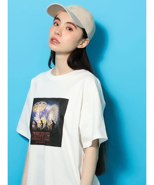 Green Parks(グリーンパークス)の「■STRANGER THINGS フォトptT(Tシャツ/カットソー・レディース・オフホワイト・FREE)」の2枚目の写真