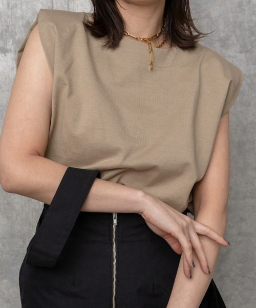 La peau de gem ラポドゥジェム buri bare top La peau de gem ラポドゥジェム buri bare top
