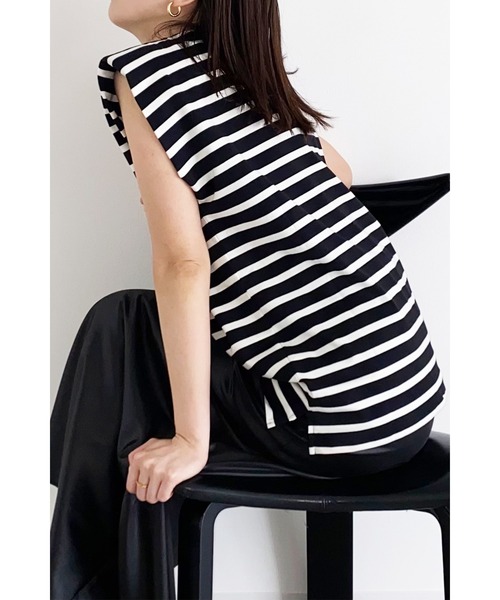 LA PEAU DE GEM（ラポドゥジェム）の「【LA PEAU DE GEM】肩パット付きノースリーブ（Tシャツ/カットソー・レディース・ホワイト/ブラック/ベージュ・FREE）」の17枚目の写真