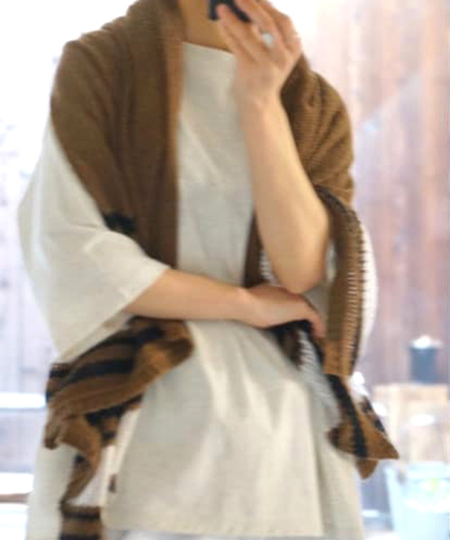 JOURNAL STANDARD LUXE(ジャーナルスタンダード ラックス)の「【SIBEL SARAL/シベル サラル】CAPE STOLE(その他トップス・レディース・ブラウン/レッド・FREE)」の13枚目の写真