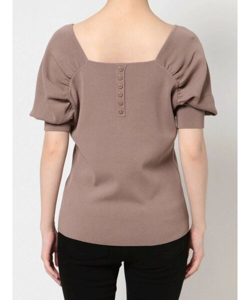 LAGUNAMOON(ラグナムーン)の「ギャザースリーブ2WAYニットプルオーバー(ニット/セーター・レディース・アイボリー/ラベンダー/モカ・FREE)」の6枚目の写真