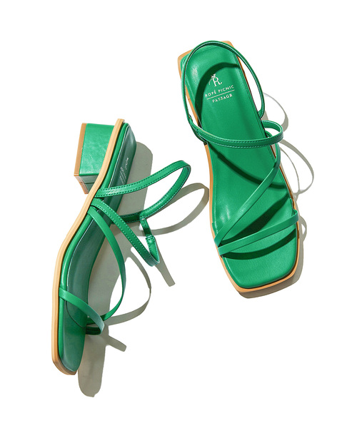 ROPE' PICNIC(ロペピクニック)の「スクエアトゥナローストリングブロックヒールミュール(サンダル・レディース・ブラック/グリーン/キナリ・23.5cm/24.5cm/23.0cm/24.0cm)」の21枚目の写真