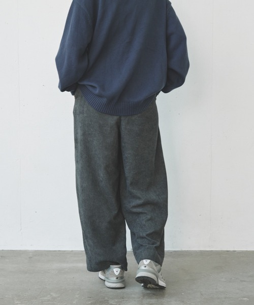 flaner（フラネ）の「Loose corduroy pants/ルーズコーデュロイパンツ（その他パンツ・レディース・カーキ/オフホワイト/チャコールグレー・SMALL/MEDIUM/LARGE）」の19枚目の写真
