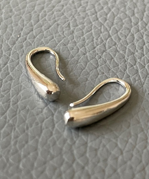 セール】スターリングシルバー シンプルしずくピアス（ピアス