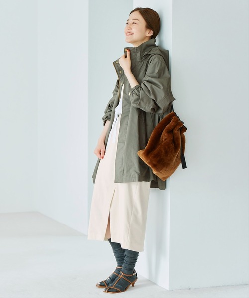 IENA（イエナ）の「コーデュロイ スリットタイトスカート（スカート・レディース・アイボリー/ブラック/キャメル・34/36/38）」の14枚目の写真