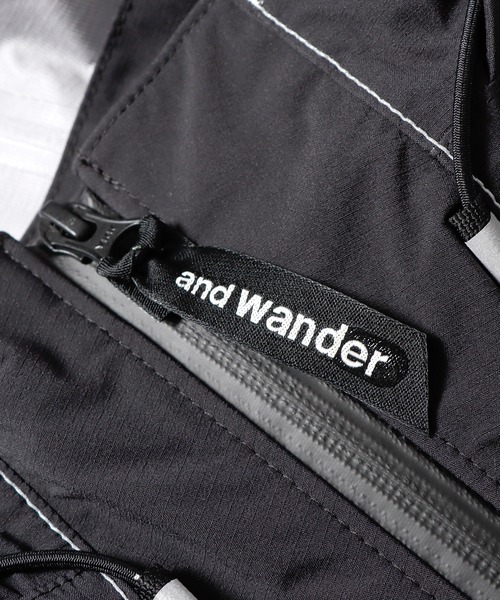 and wander(アンドワンダー)の「and wander/アンドワンダー PERTEX SHIELD rain jacket マウンテンパーカー(ナイロンジャケット・メンズ・ブラック/ブラウン・M/L/XL)」の10枚目の写真