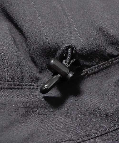 and wander(アンドワンダー)の「and wander/アンドワンダー PERTEX SHIELD rain jacket マウンテンパーカー(ナイロンジャケット・メンズ・ブラック/ブラウン・M/L/XL)」の21枚目の写真