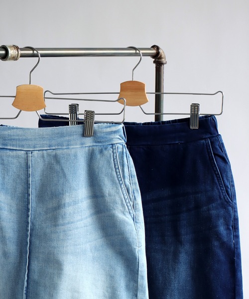 antiqua（アンティカ）の「色落ちデニムスカート（デニムスカート・レディース・ライトブルー/ブルー系その他・FREE）」の17枚目の写真