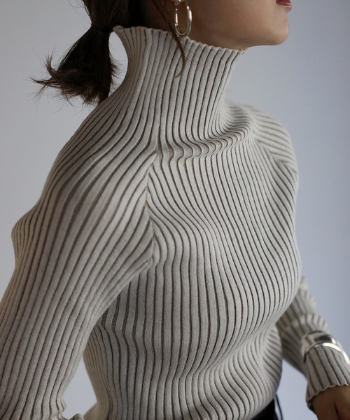 Bonjour Sagan(ボンジュールサガン)の「ハイネックワイドリブニット(ニット/セーター・レディース・モカ/キナリ/テラコッタ/グリーン/グレー/ブラック/ダークネイビー・FREE)」の14枚目の写真