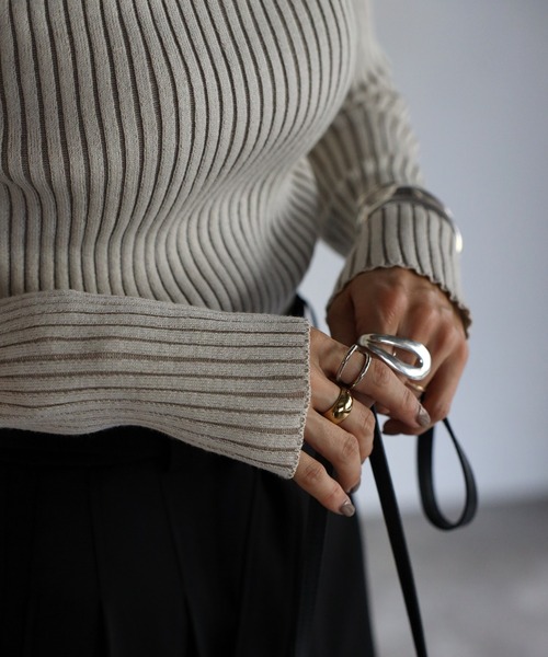 Bonjour Sagan(ボンジュールサガン)の「ハイネックワイドリブニット(ニット/セーター・レディース・モカ/キナリ/テラコッタ/グリーン/グレー/ブラック/ダークネイビー・FREE)」の15枚目の写真