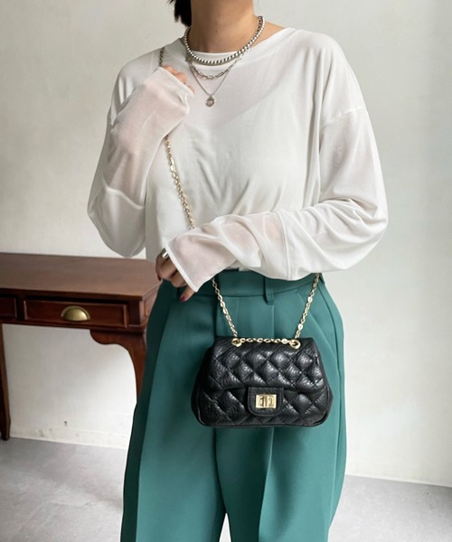 DouDou(ドゥドゥ)の「袖シアー切替ロンTEE(Tシャツ/カットソー・レディース・オフホワイト/ライトグレー/チャコールグレー/ブラック・FREE)」の10枚目の写真