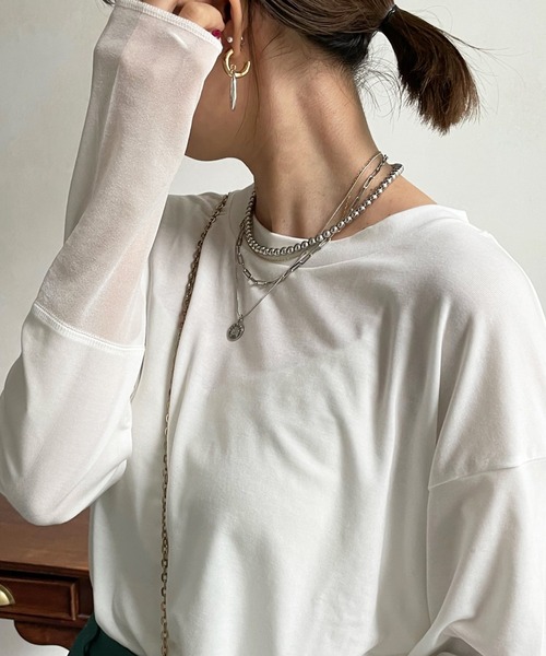 DouDou(ドゥドゥ)の「袖シアー切替ロンTEE(Tシャツ/カットソー・レディース・オフホワイト/ライトグレー/チャコールグレー/ブラック・FREE)」の13枚目の写真