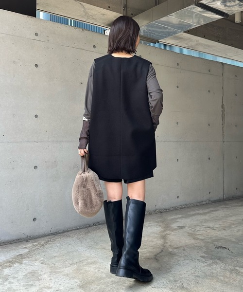 DouDou(ドゥドゥ)の「袖シアー切替ロンTEE(Tシャツ/カットソー・レディース・オフホワイト/ライトグレー/チャコールグレー/ブラック・FREE)」の18枚目の写真