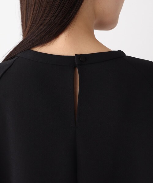 OPAQUE.CLIP（オペークドットクリップ）の「◆ダブルジョーゼット ドルマンスリーブトップス（シャツ/ブラウス・レディース・ベージュ/オフホワイト/ブラック・38）」の7枚目の写真