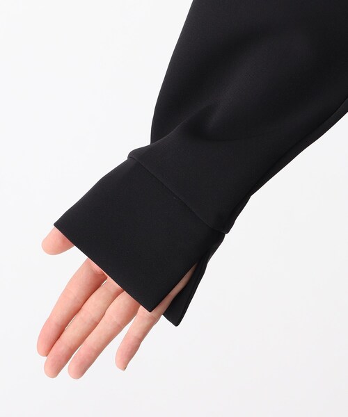 OPAQUE.CLIP（オペークドットクリップ）の「◆ダブルジョーゼット ドルマンスリーブトップス（シャツ/ブラウス・レディース・ベージュ/オフホワイト/ブラック・38）」の4枚目の写真