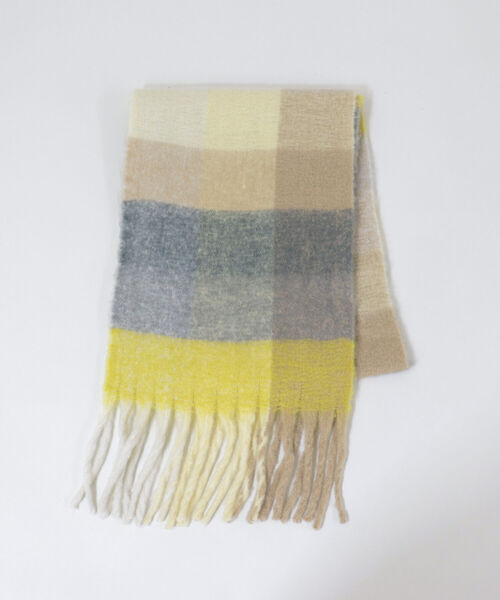 fredy emue(フレディエミュ)の「【新色追加】ふわふわチェックストール(ストール/ショール・レディース・イエロー系その他/ブルー系その他/パープル系その他/グリーン系その他/ブラック系その他/イエロー系その他2/グリーン系その他2/ベージュ系その他2・FREE)」の10枚目の写真