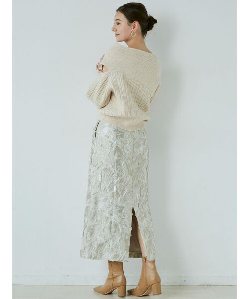 LAGUNAMOON(ラグナムーン)の「カットアウトニットプルオーバー(ニット/セーター・レディース・ブラック/ダークオレンジ/ベージュ・FREE)」の6枚目の写真