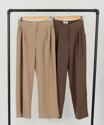 Isn't She?（イズントシー）の「センタープレススラックス（スラックス）」