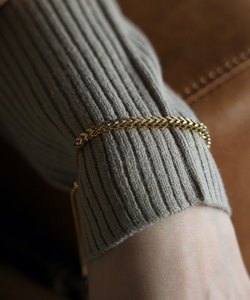 ap retro（アプレトロ）の「ループノットブレスレット（ブレスレット・レディース・ゴールド・FREE）」の4枚目の写真