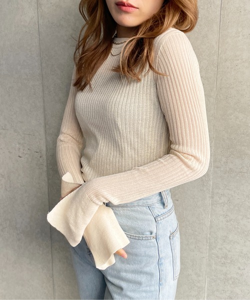 Meli rich(メリーリッチ)の「ラメフレアスリーブプルオーバー(Tシャツ/カットソー・レディース・ベージュ/ブラック/アイボリー・FREE)」の10枚目の写真